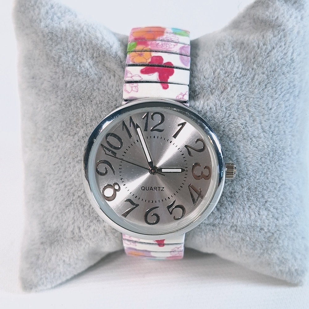 Floral Butterfly Stainless Steel Flex Band Ladies Quartz Watch, New Battery